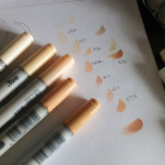 Testez les couleurs sur une feuille de papier